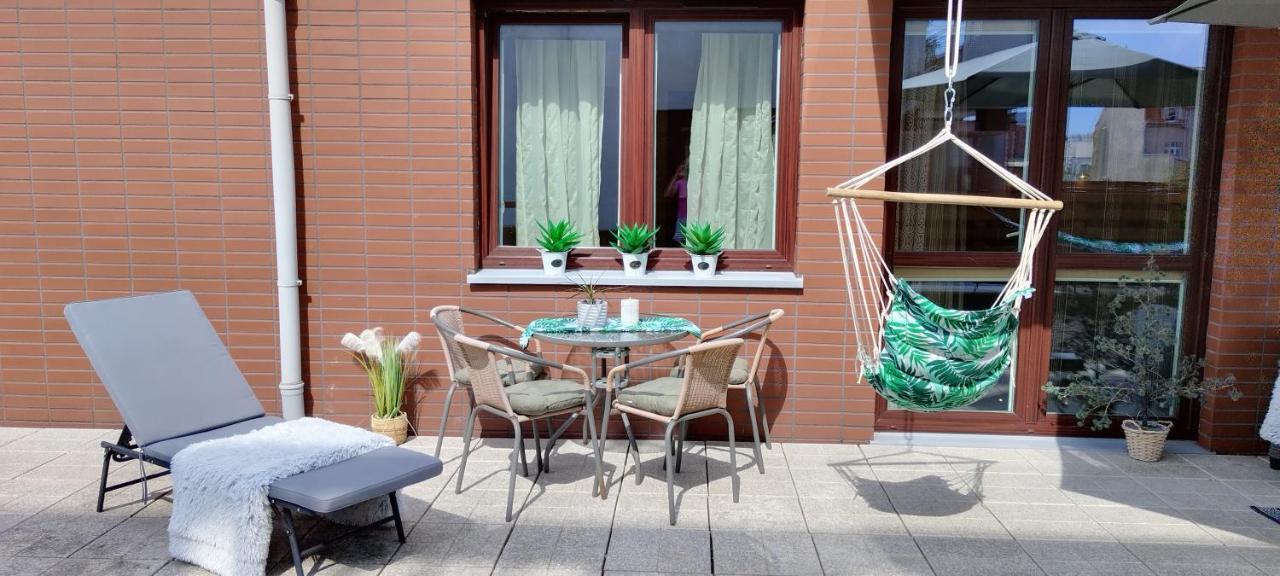 Apartament Amber Z Duzym Tarasem Apartment Kolobrzeg Ngoại thất bức ảnh