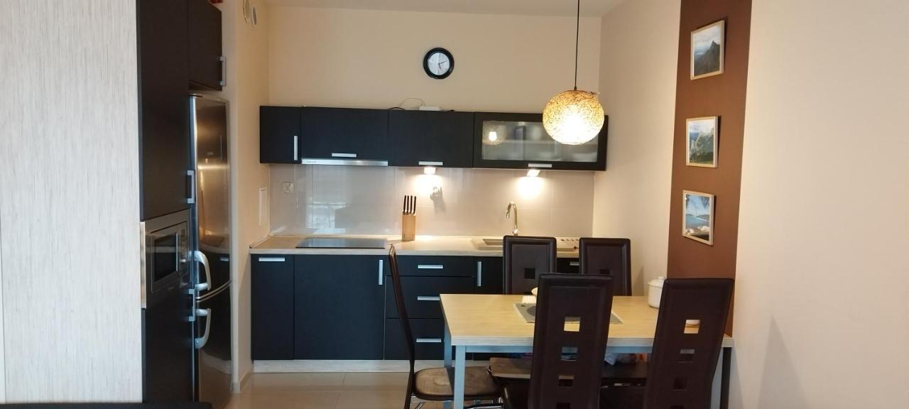 Apartament Amber Z Duzym Tarasem Apartment Kolobrzeg Ngoại thất bức ảnh